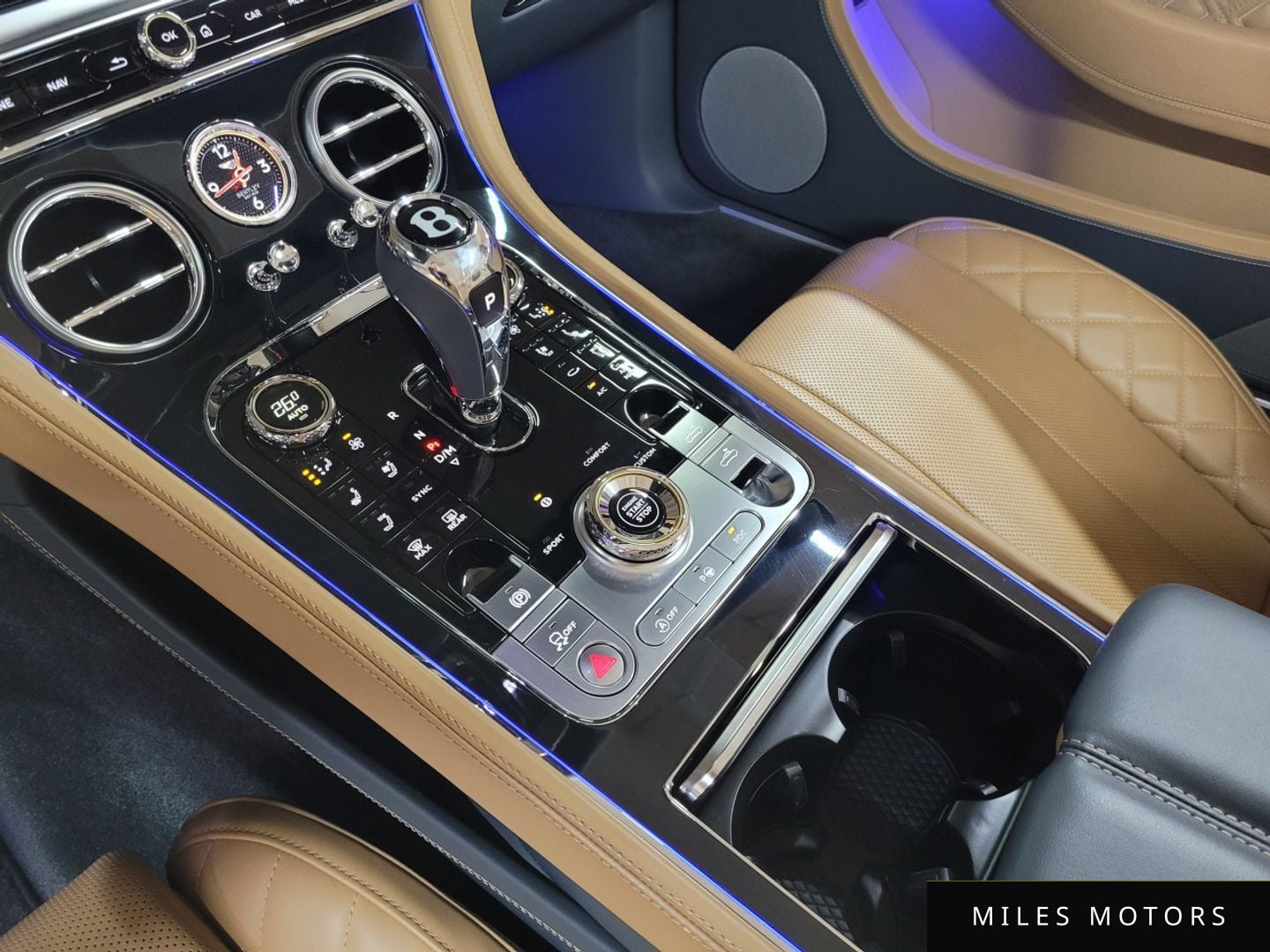Bentley Continental GT 2020 — миниатюра 12