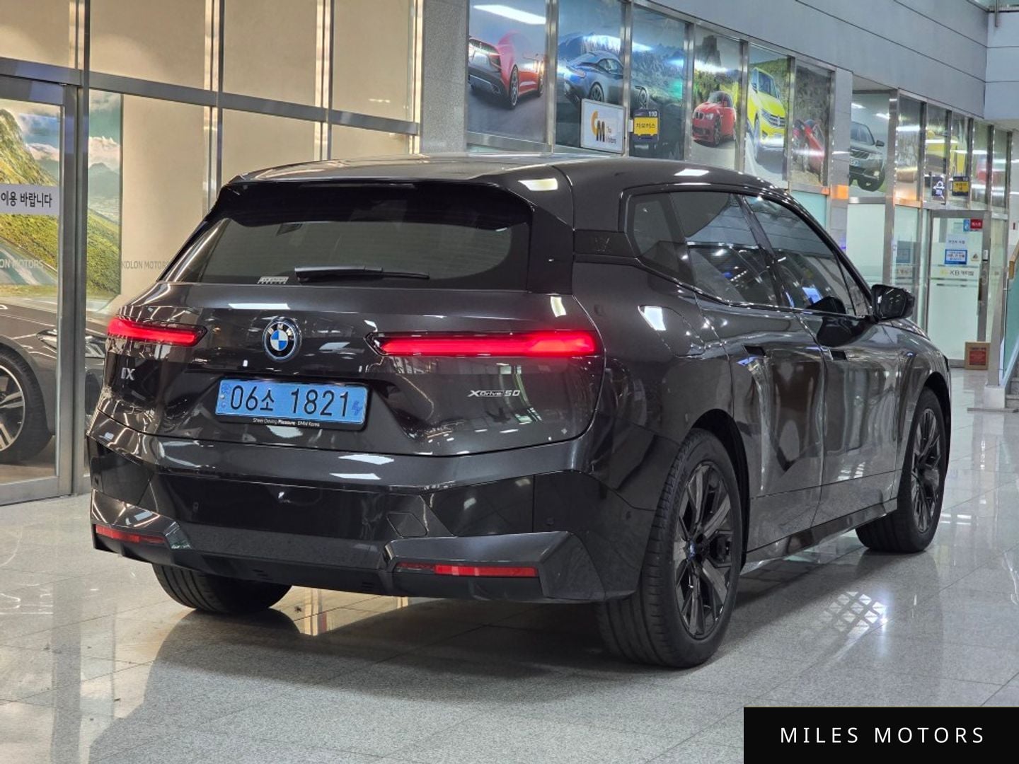 BMW iX 2025 — миниатюра 3
