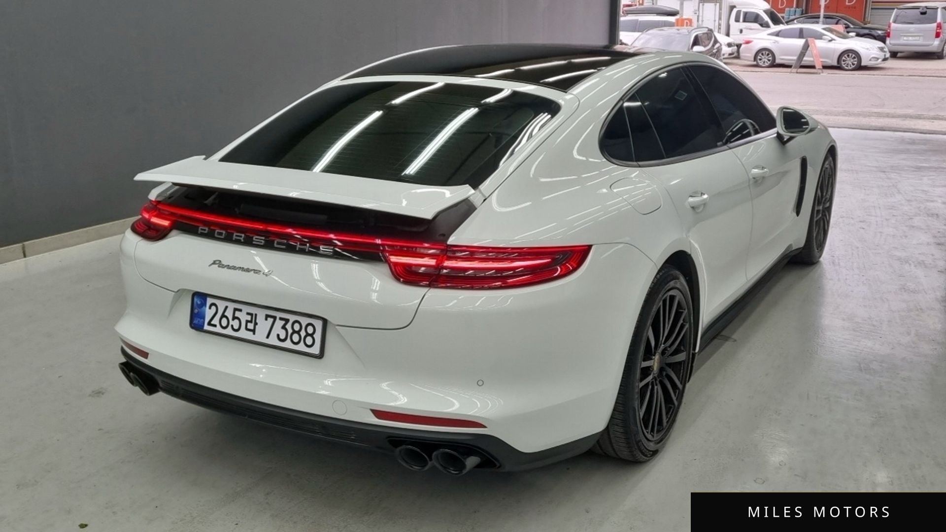 Porsche Panamera 2018 — миниатюра 2