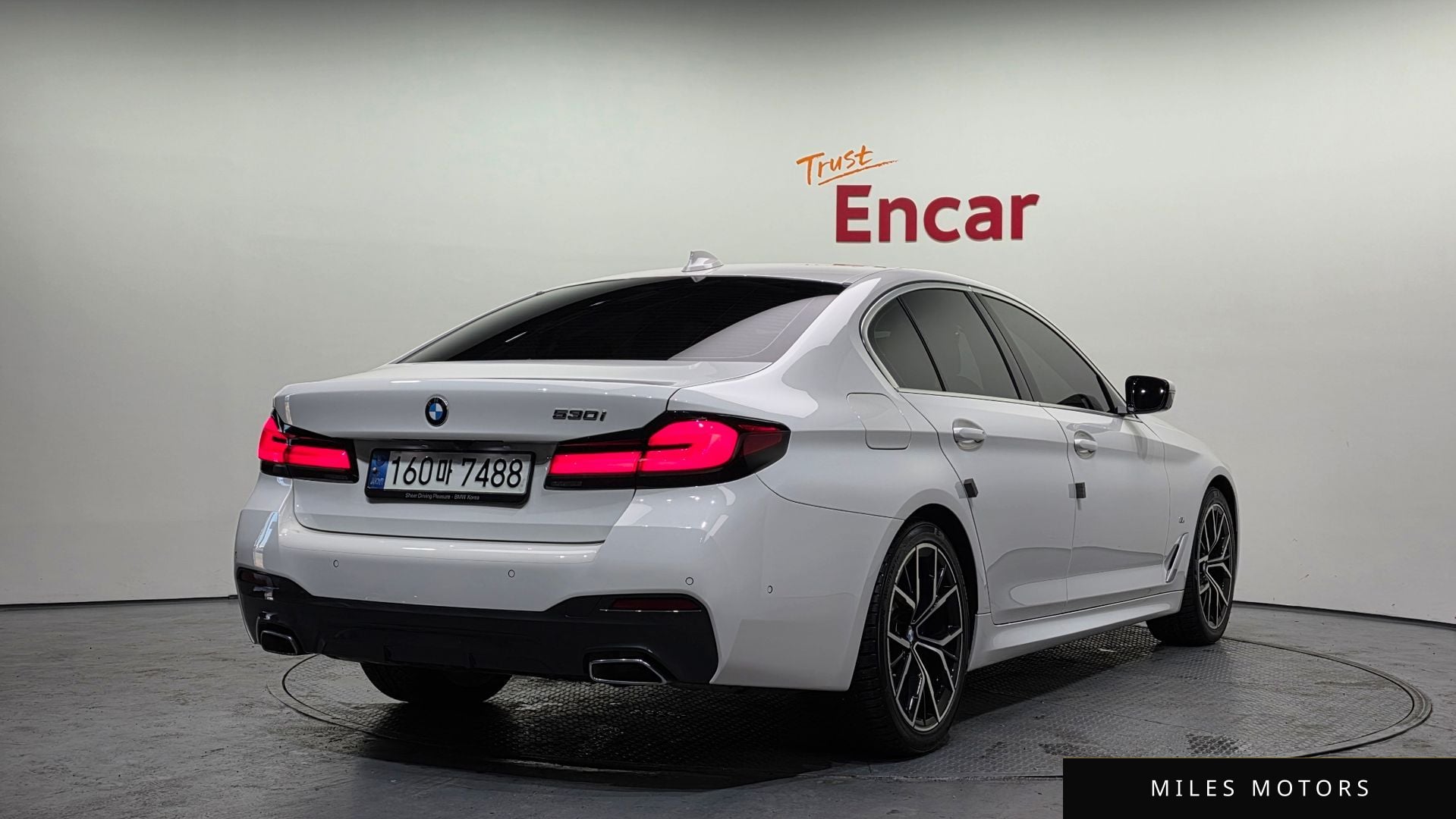 BMW 5시리즈 (G30) 2021 — миниатюра 2
