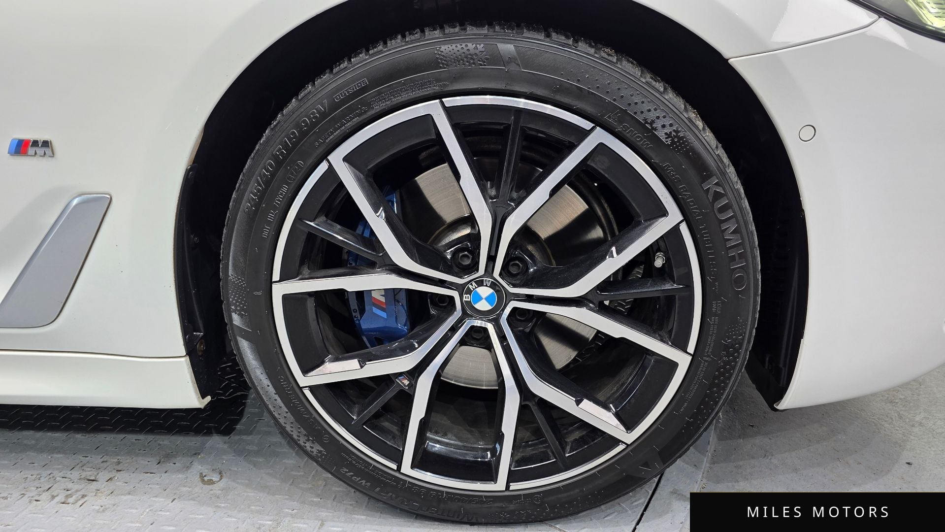 BMW 5시리즈 (G30) 2021 — миниатюра 5