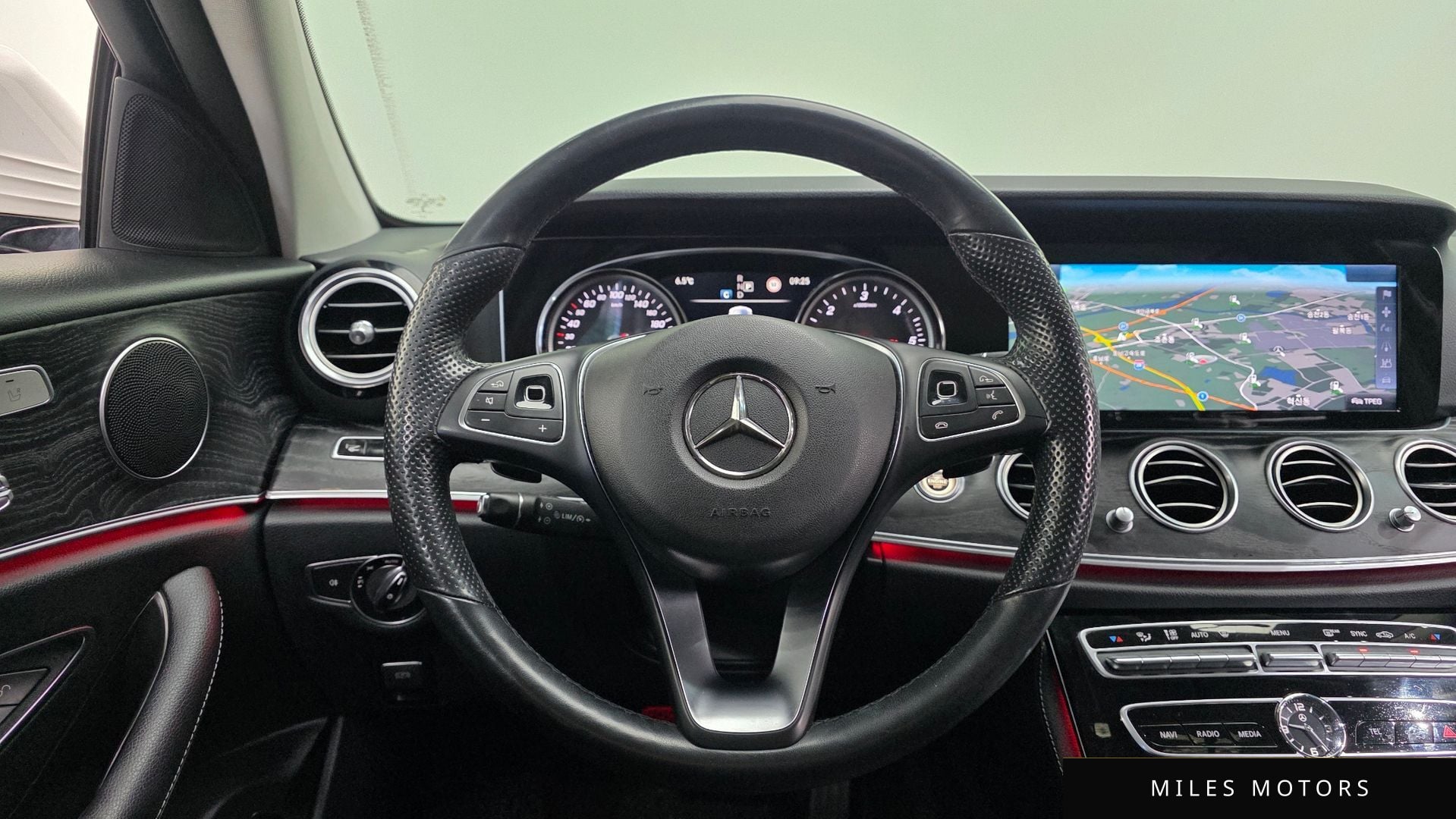 Mercedes-Benz E-클래스 W213 2017 — миниатюра 15