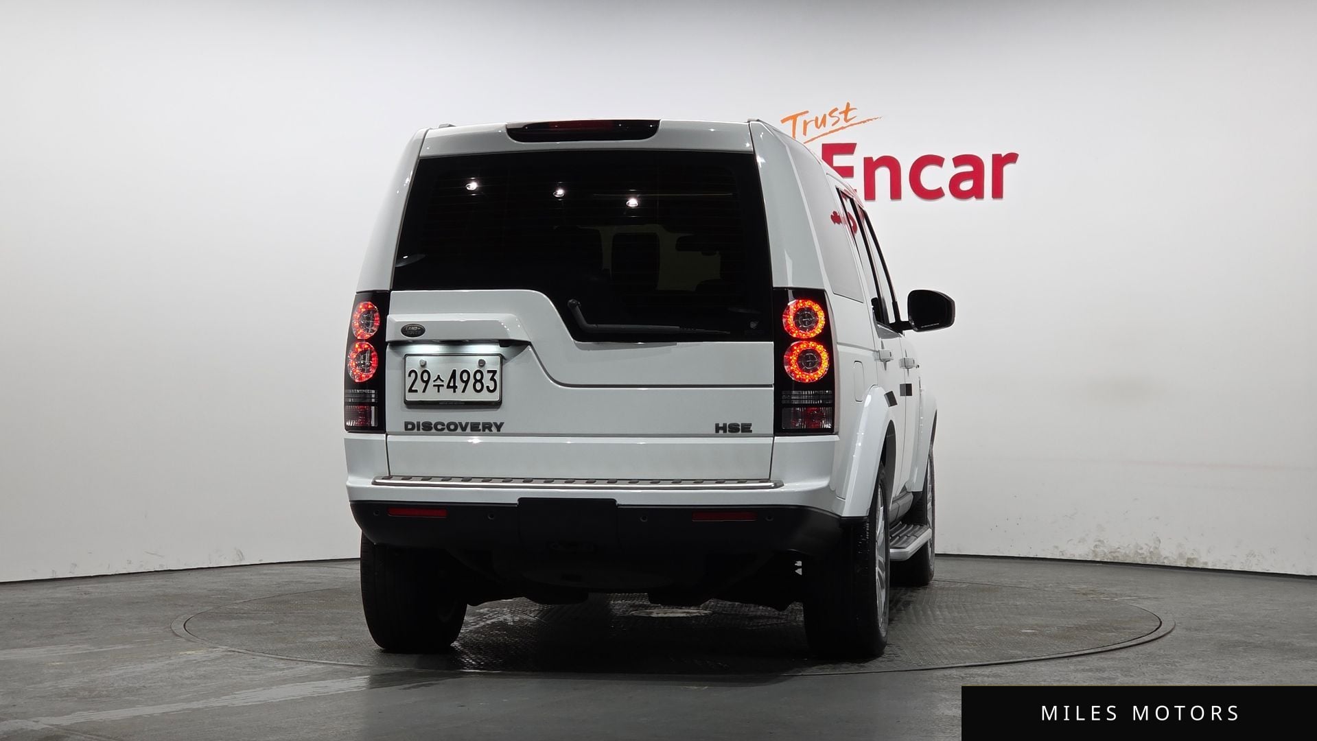 Land Rover Discovery 2015 — миниатюра 4
