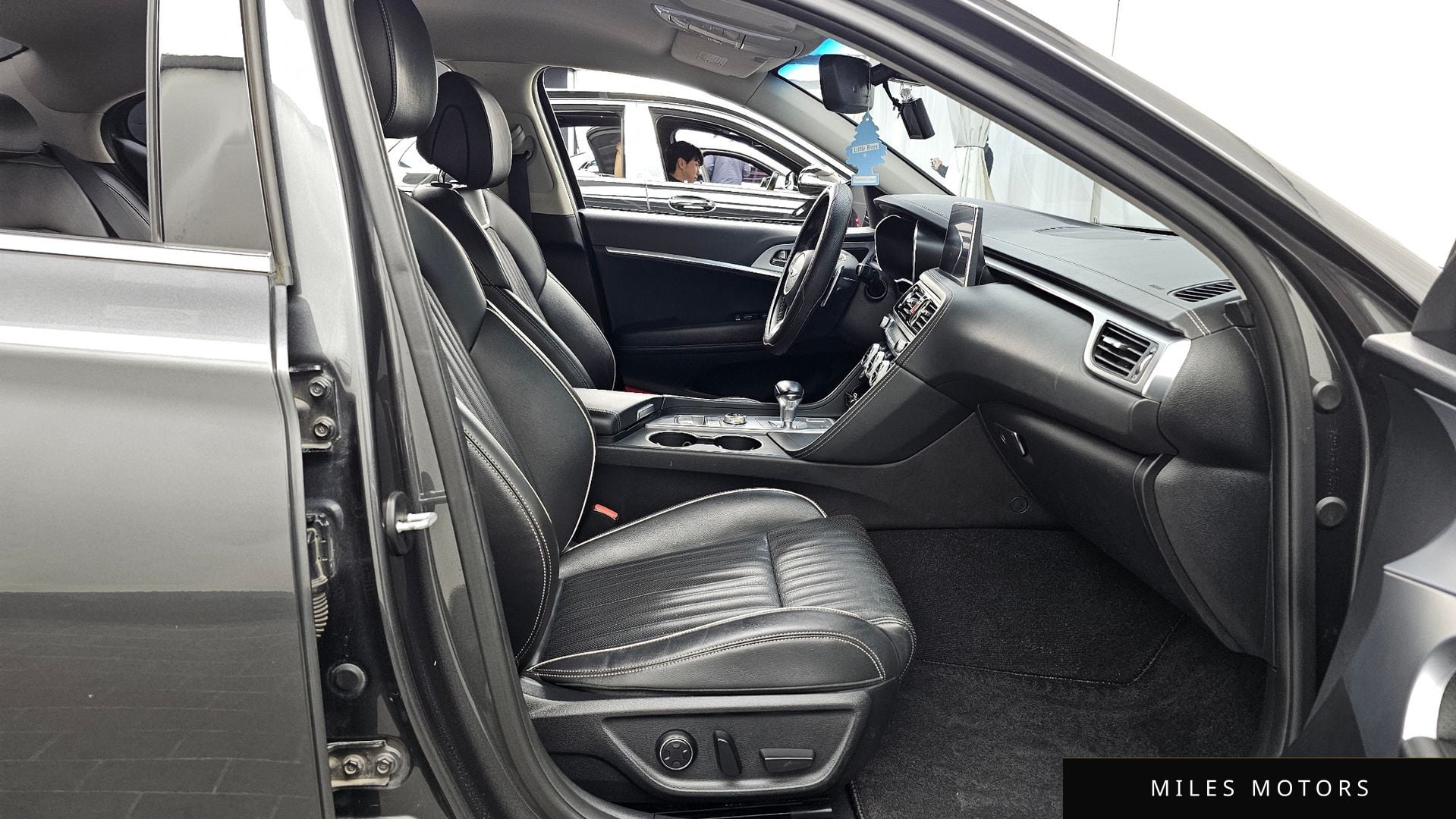 Genesis G70 2020 — миниатюра 11