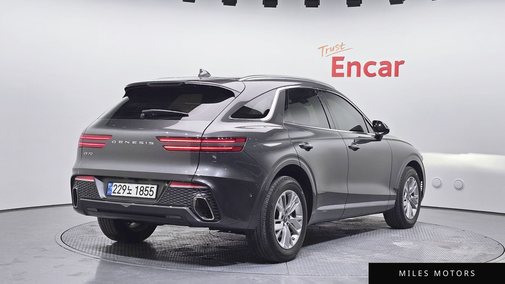 Genesis GV70 2023 — миниатюра 2