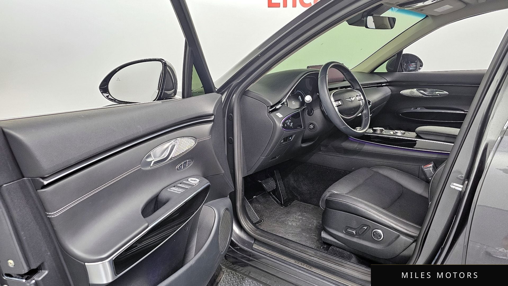 Genesis GV70 2023 — миниатюра 10