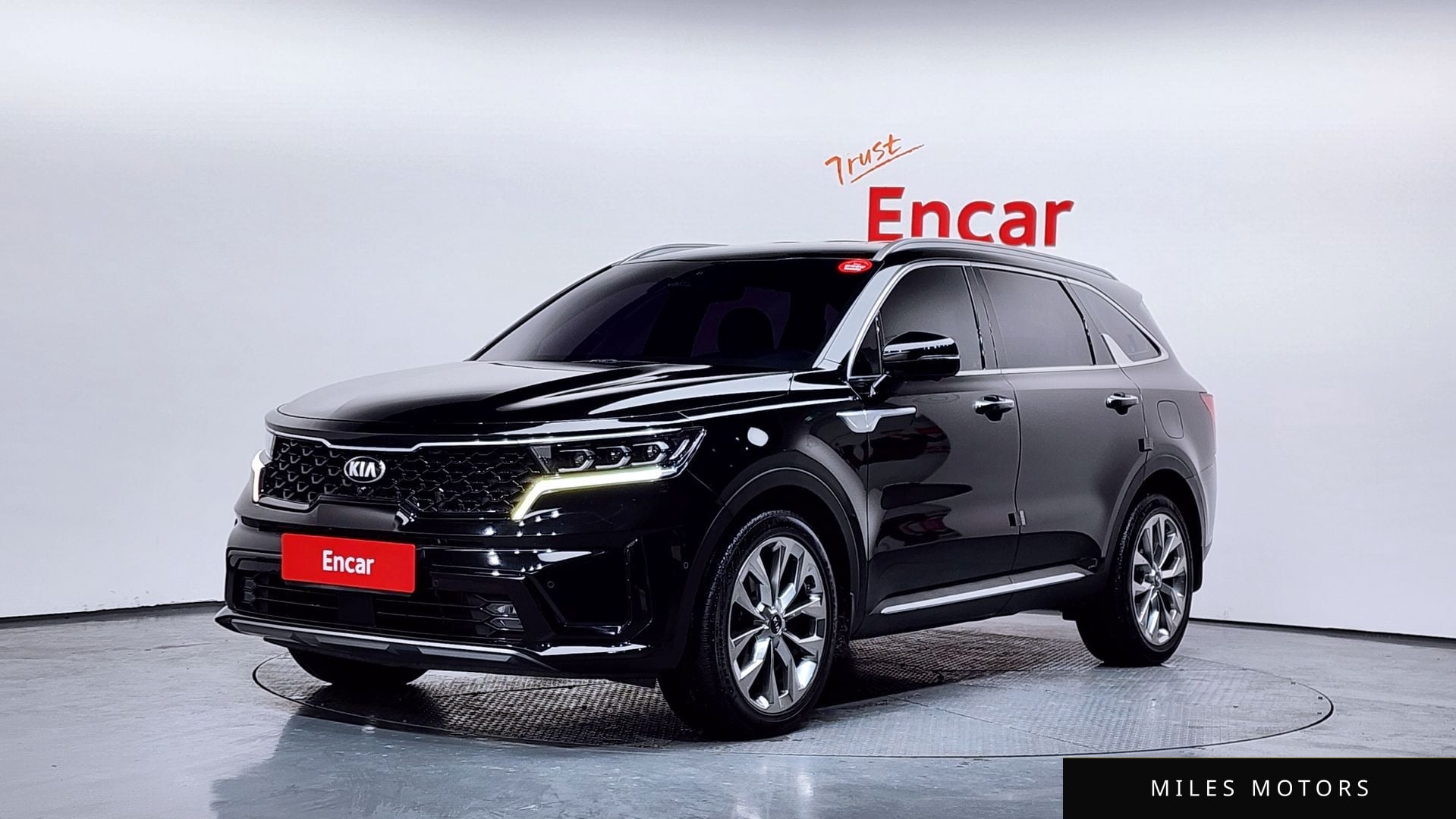 Kia Sorento 2021 — фото 1 из 12