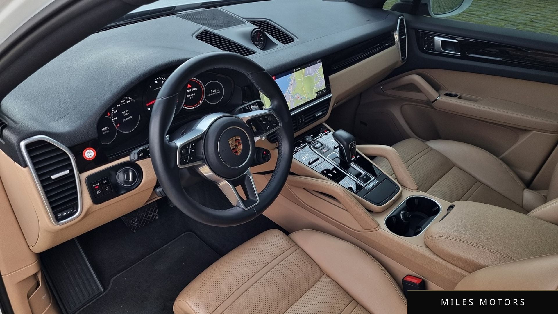 Porsche Cayenne 2020 — миниатюра 10