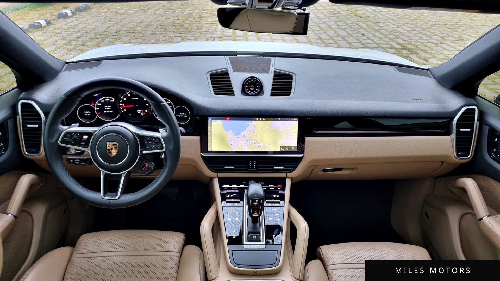 Porsche Cayenne 2020 — миниатюра 11