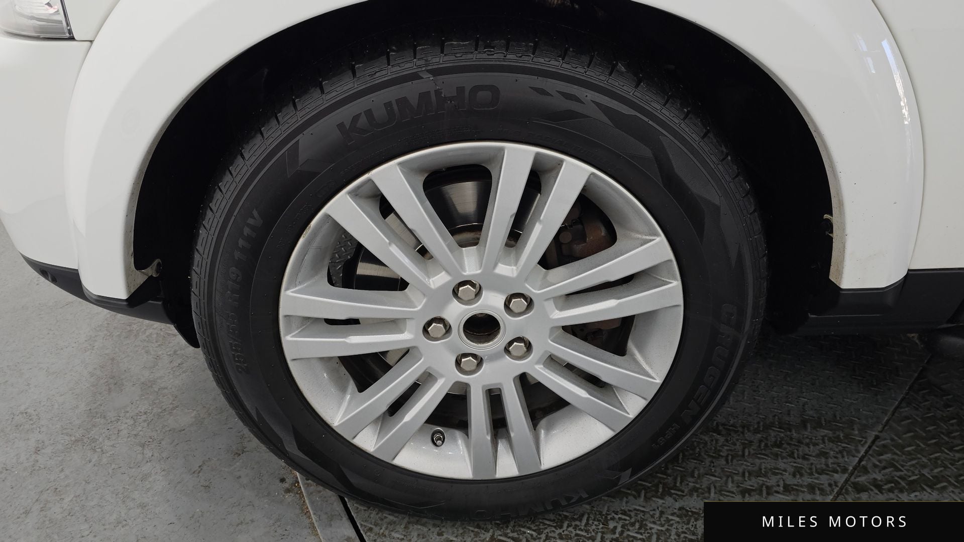 Land Rover Discovery 2015 — миниатюра 5