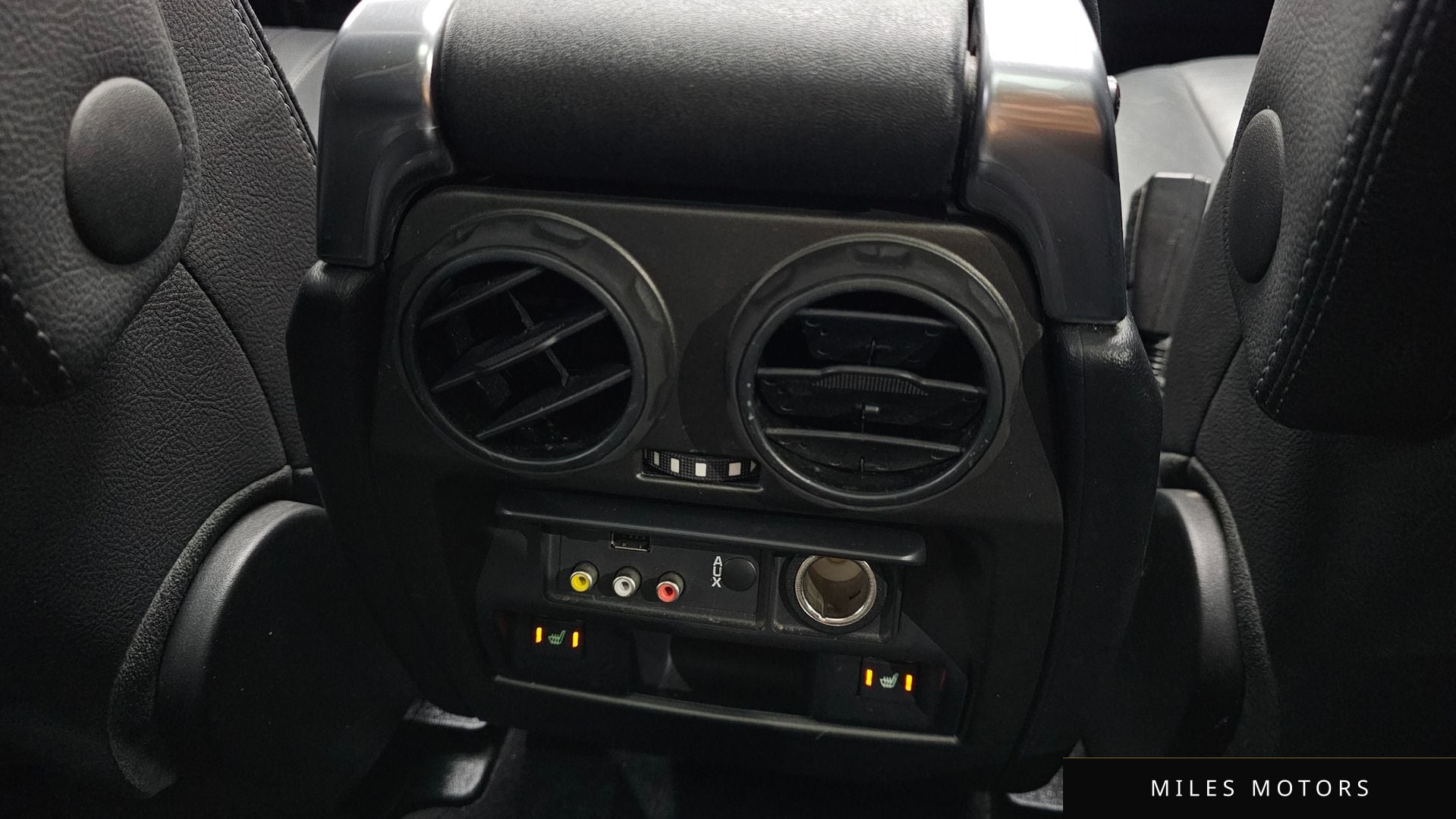Land Rover Discovery 2015 — миниатюра 19