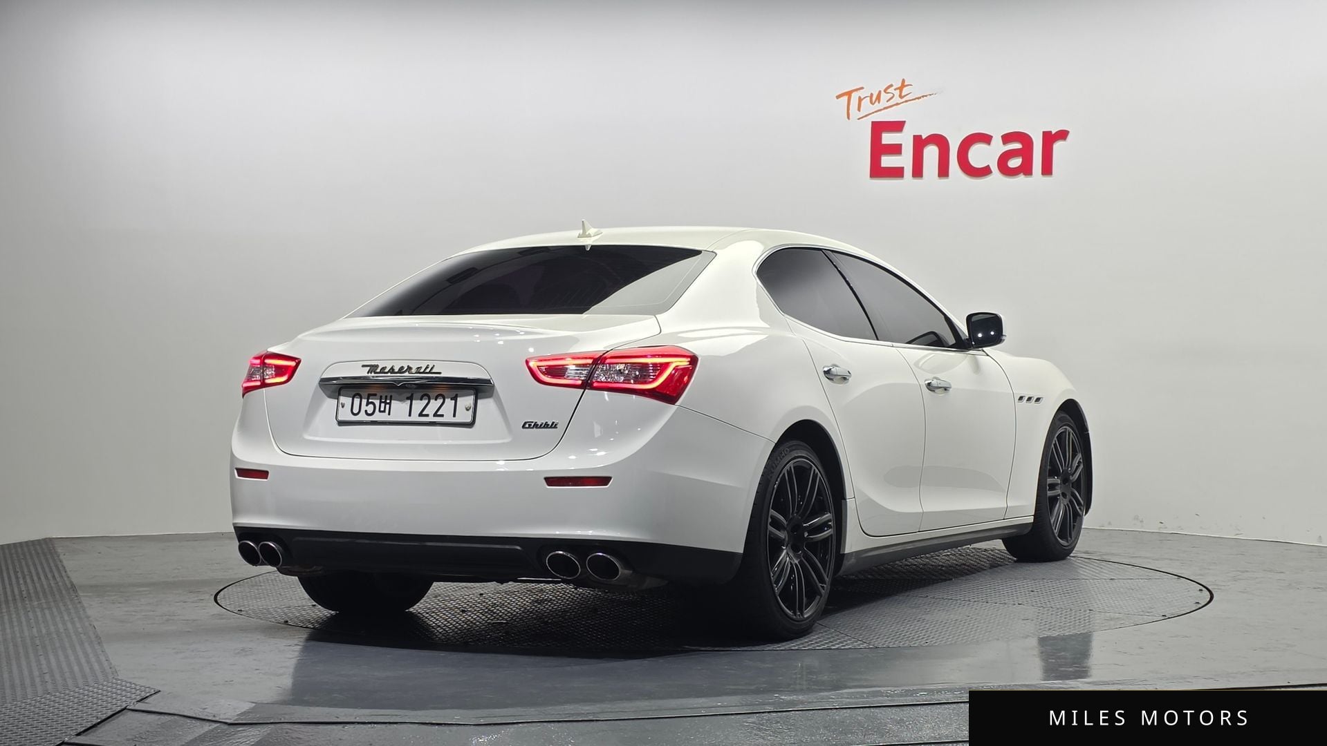Maserati Ghibli 2015 — миниатюра 2