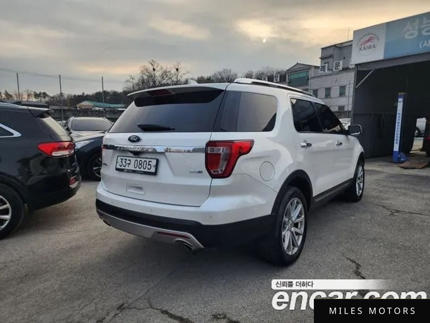 Ford Explorer 2016 — миниатюра 2