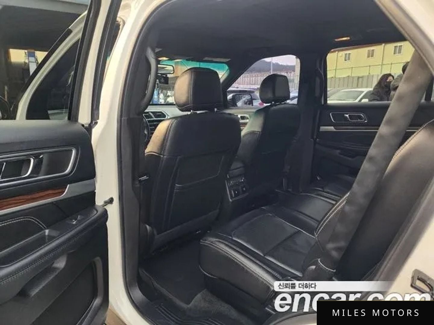 Ford Explorer 2016 — миниатюра 12