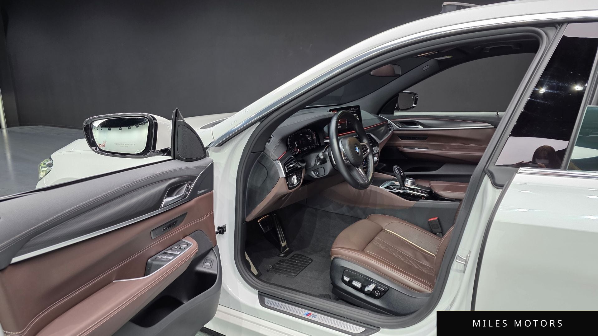 BMW 6 Series GT (G32) 2023 — миниатюра 9