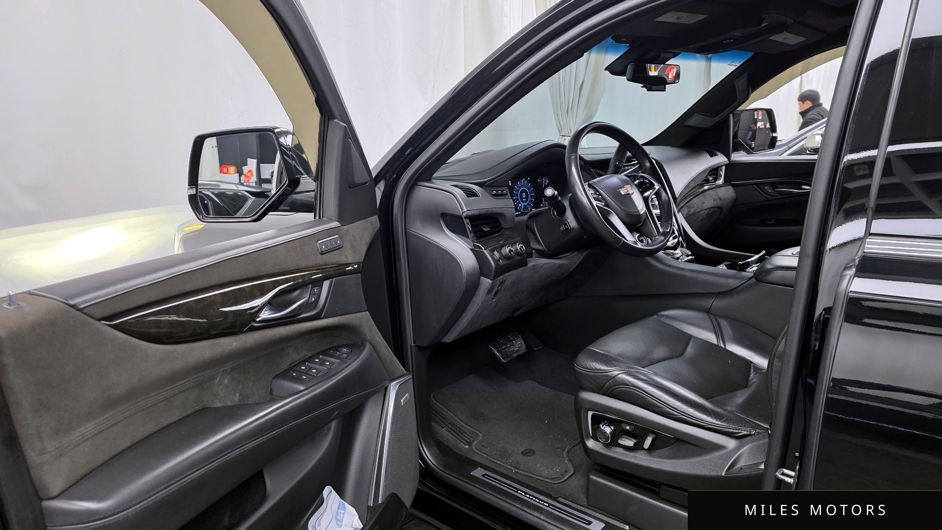 Cadillac 에스컬레이드 2019 — миниатюра 10