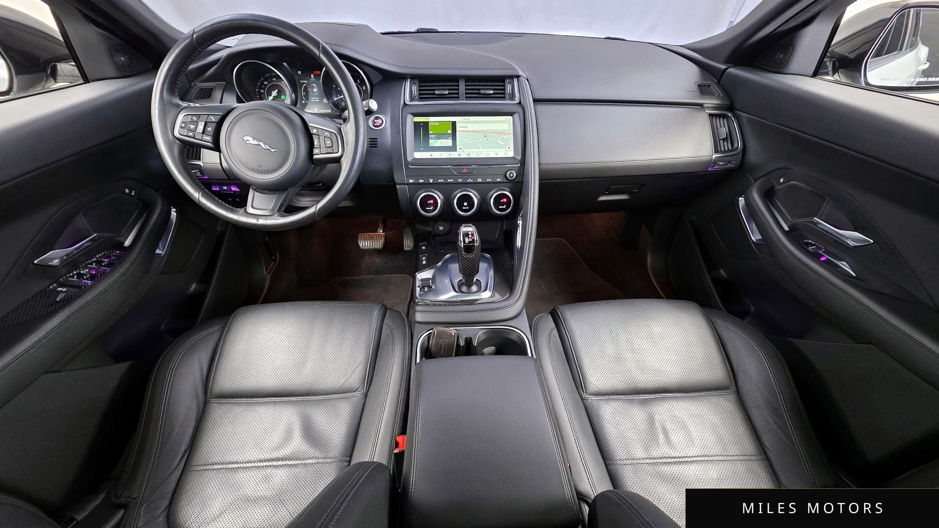 Jaguar E-PACE 2018 — миниатюра 7