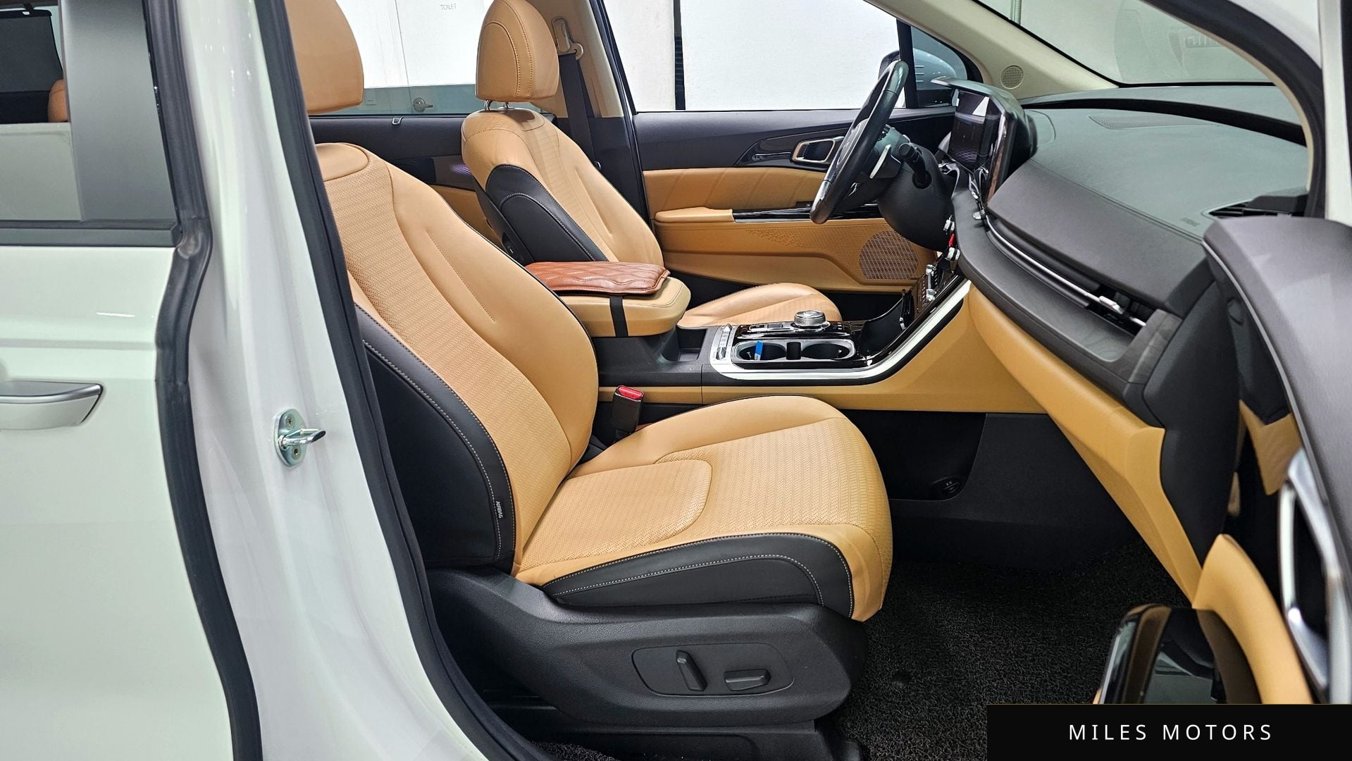 Kia Carnival 2022 — миниатюра 11