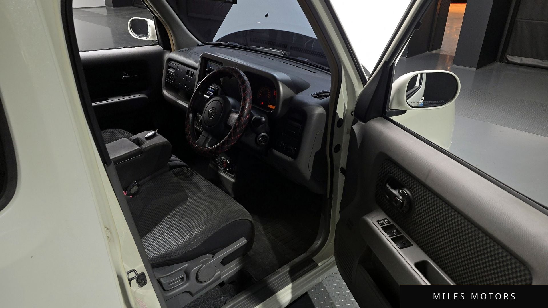 Nissan Cube 2008 — миниатюра 11