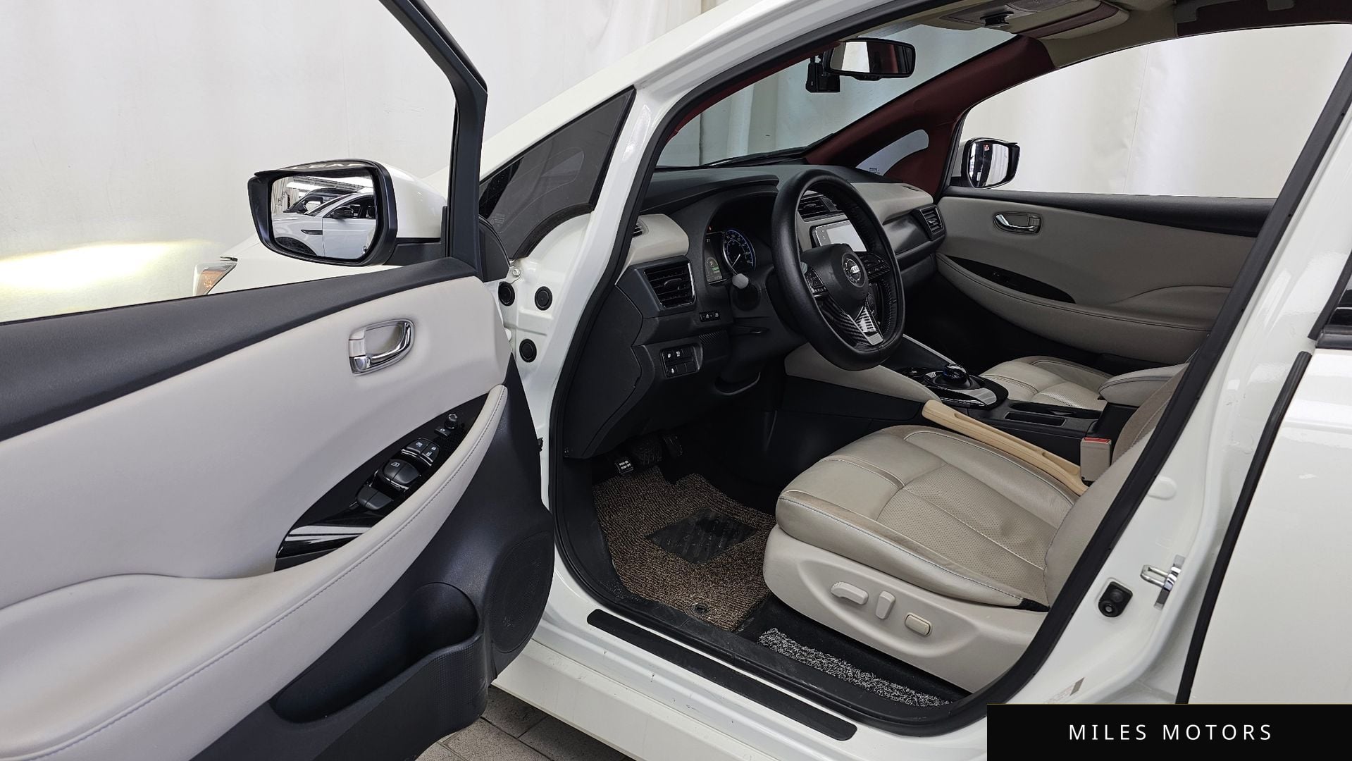 Nissan Leaf 2019 — миниатюра 10