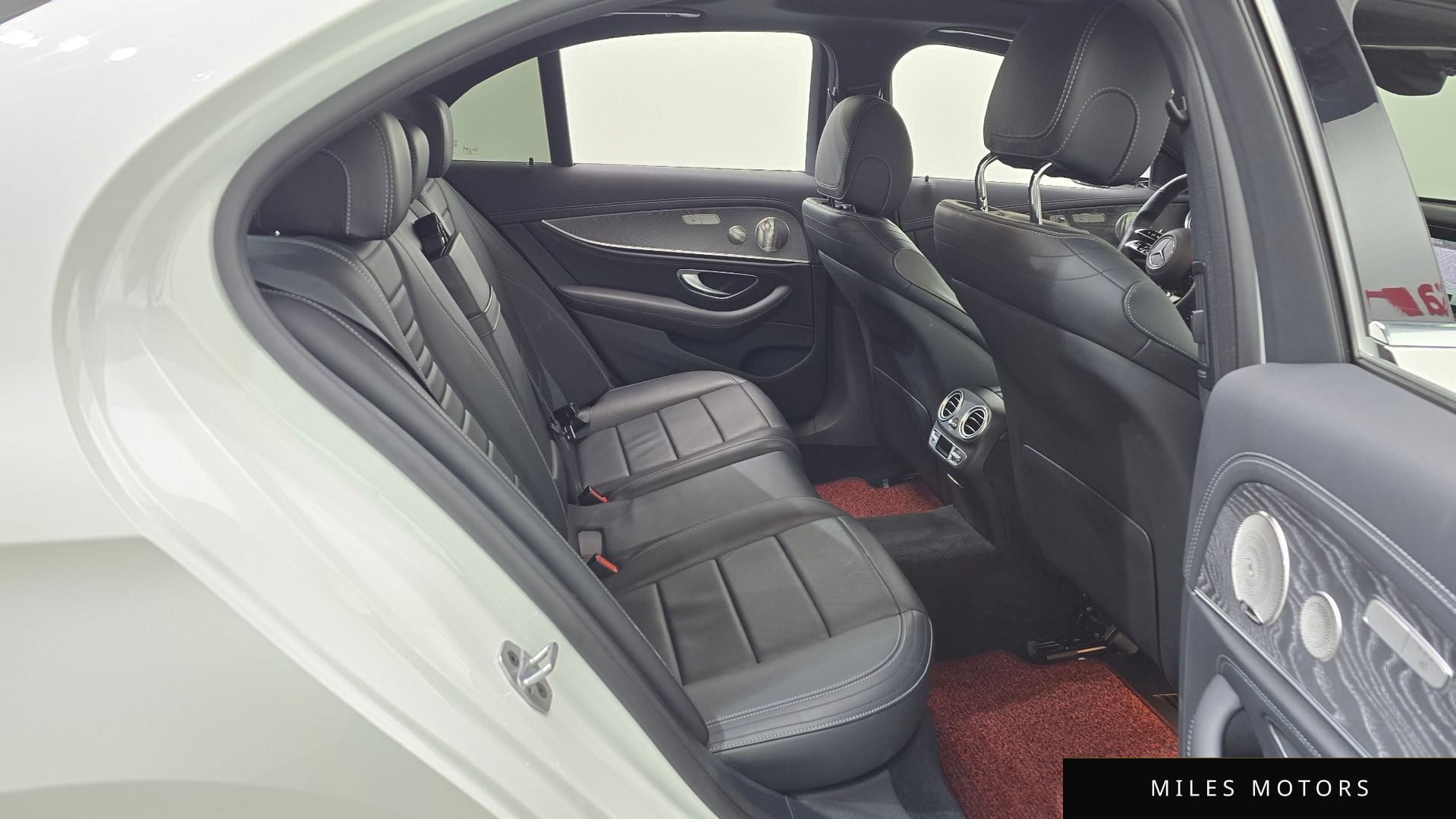Mercedes-Benz E-Class W213 2021 — миниатюра 12