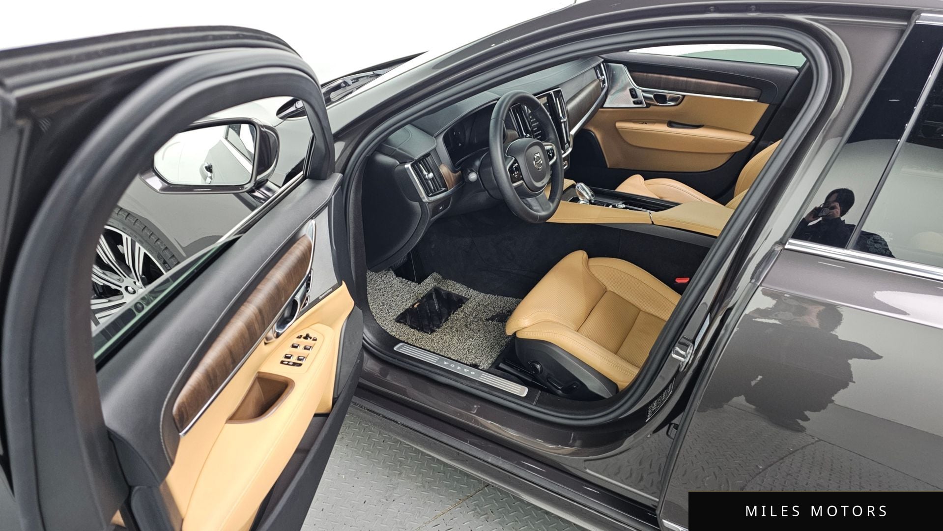 Volvo S90 2023 — миниатюра 10