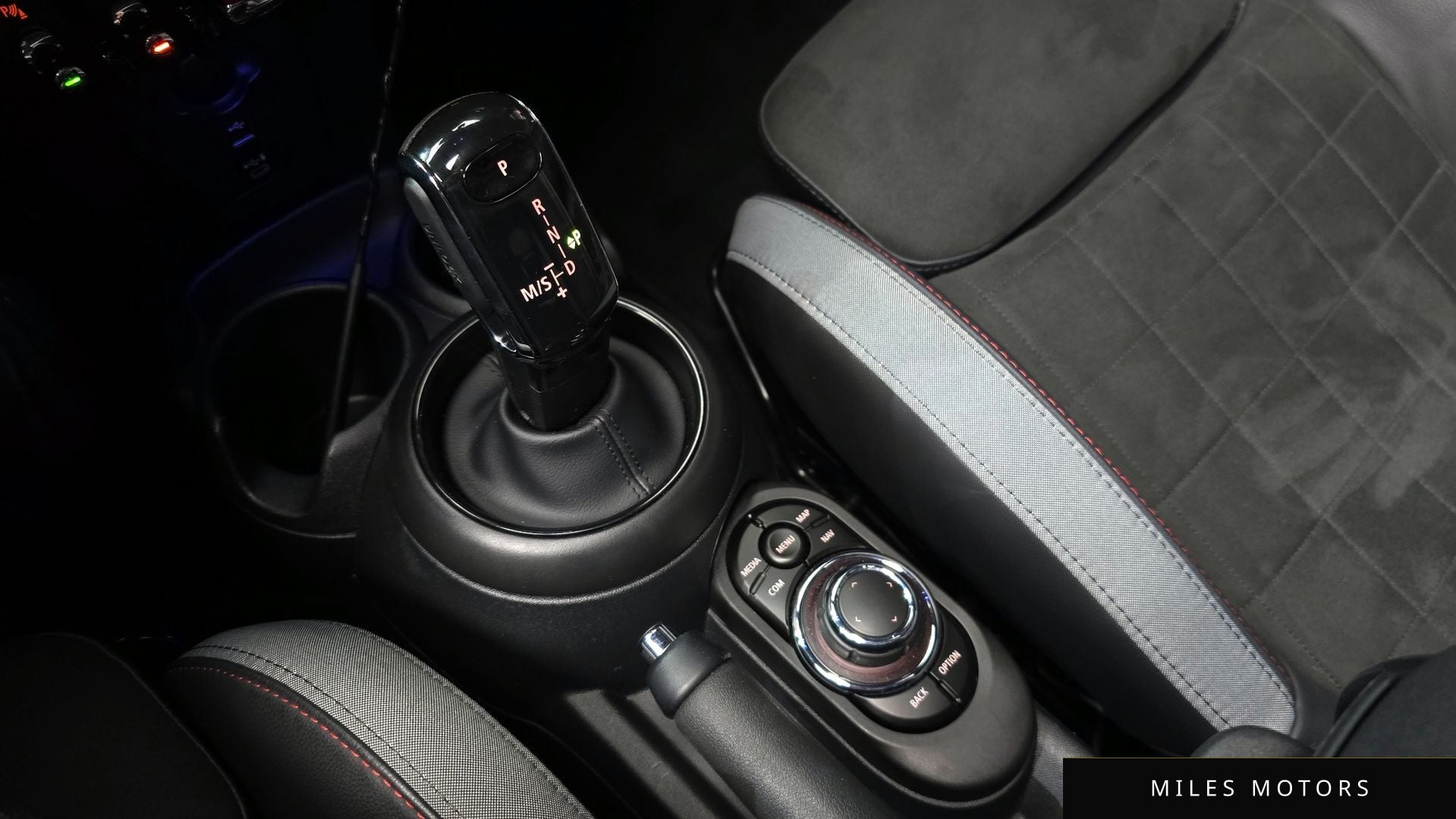 MINI Cooper S 2022 — миниатюра 9