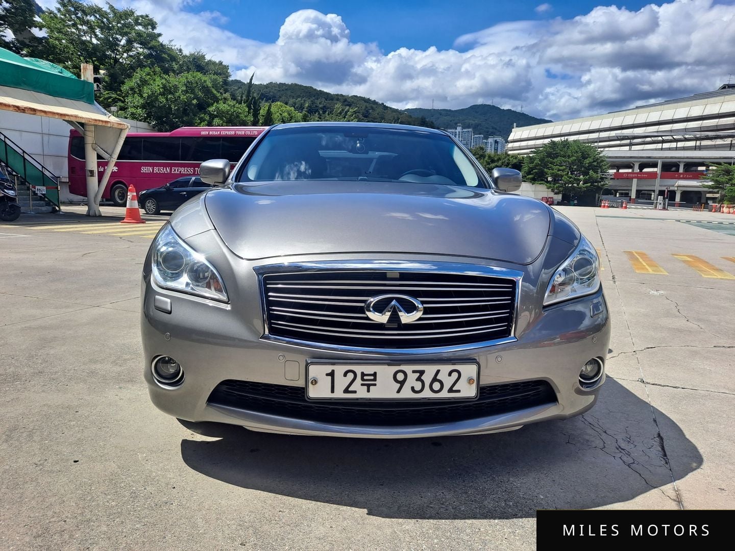 Infiniti M37 2011 — миниатюра 3