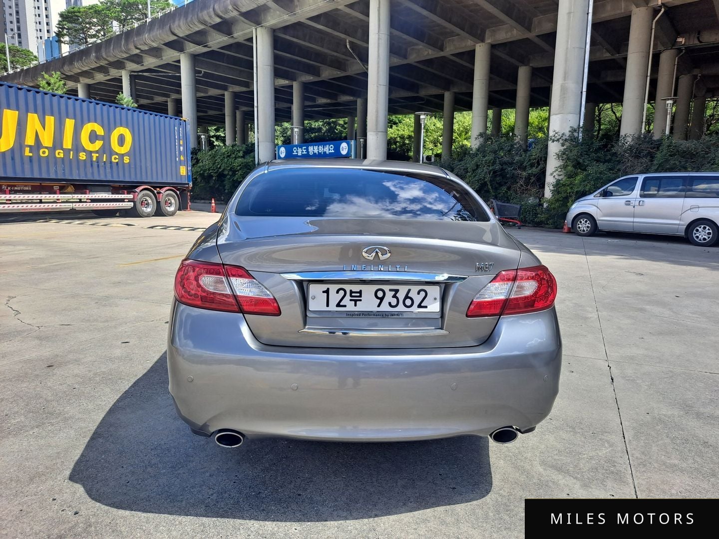 Infiniti M37 2011 — миниатюра 4
