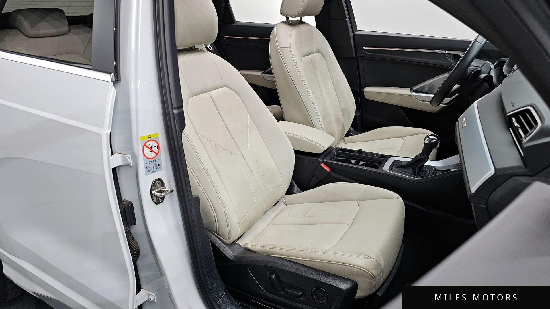 Audi Q3 (F3) 2022 — миниатюра 10