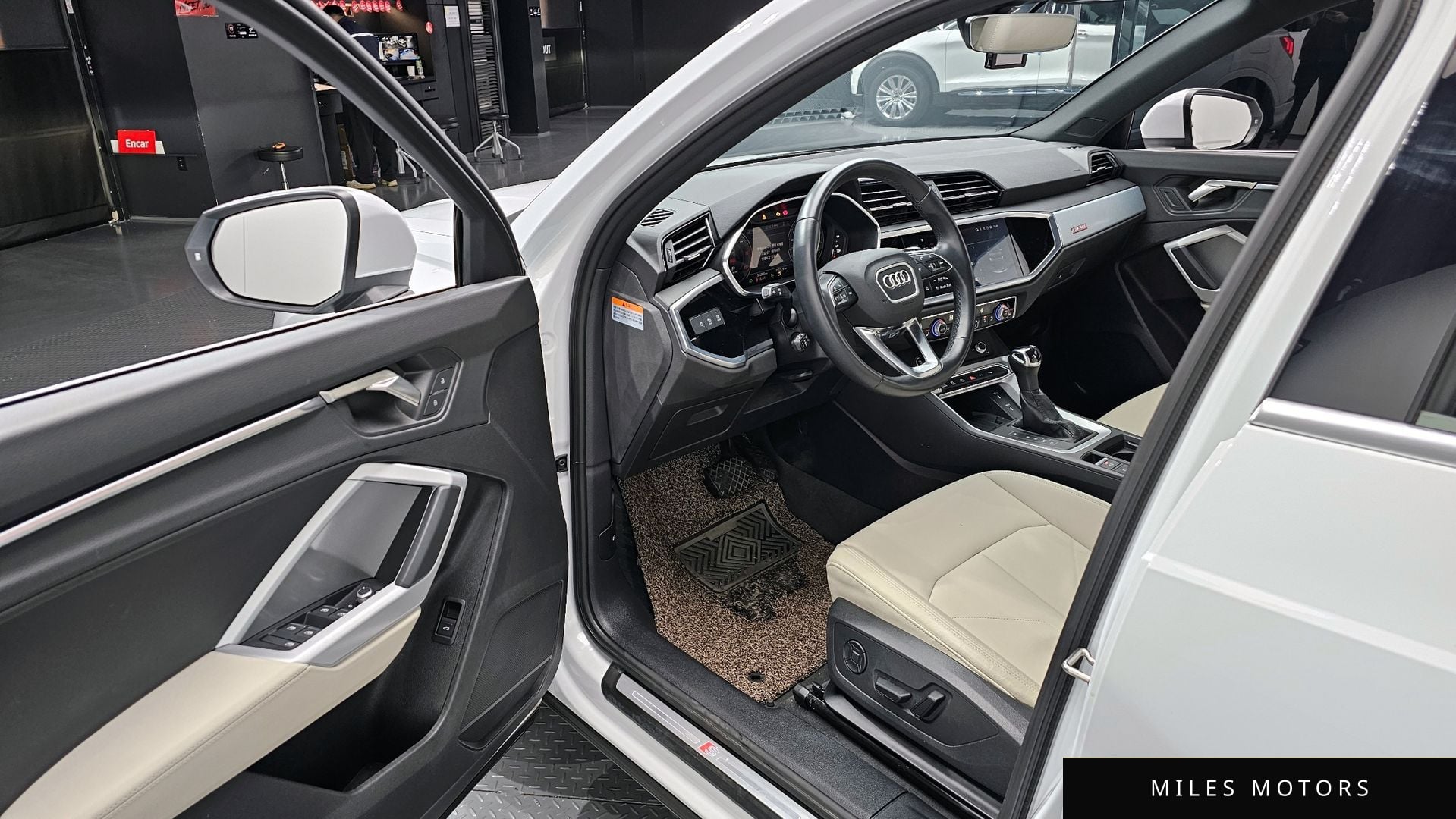 Audi Q3 (F3) 2022 — миниатюра 11