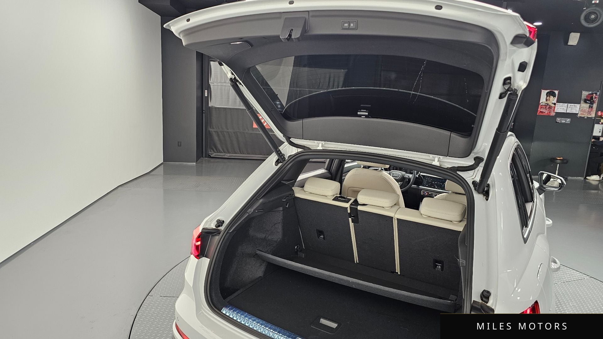 Audi Q3 (F3) 2022 — миниатюра 20