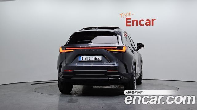 Лексус NX350h 2025 — миниатюра 4