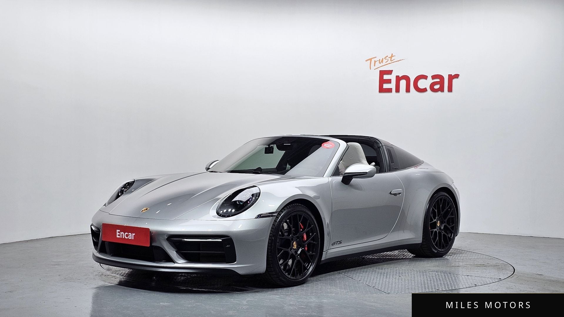 Porsche 911 (992) 2022 — миниатюра 2