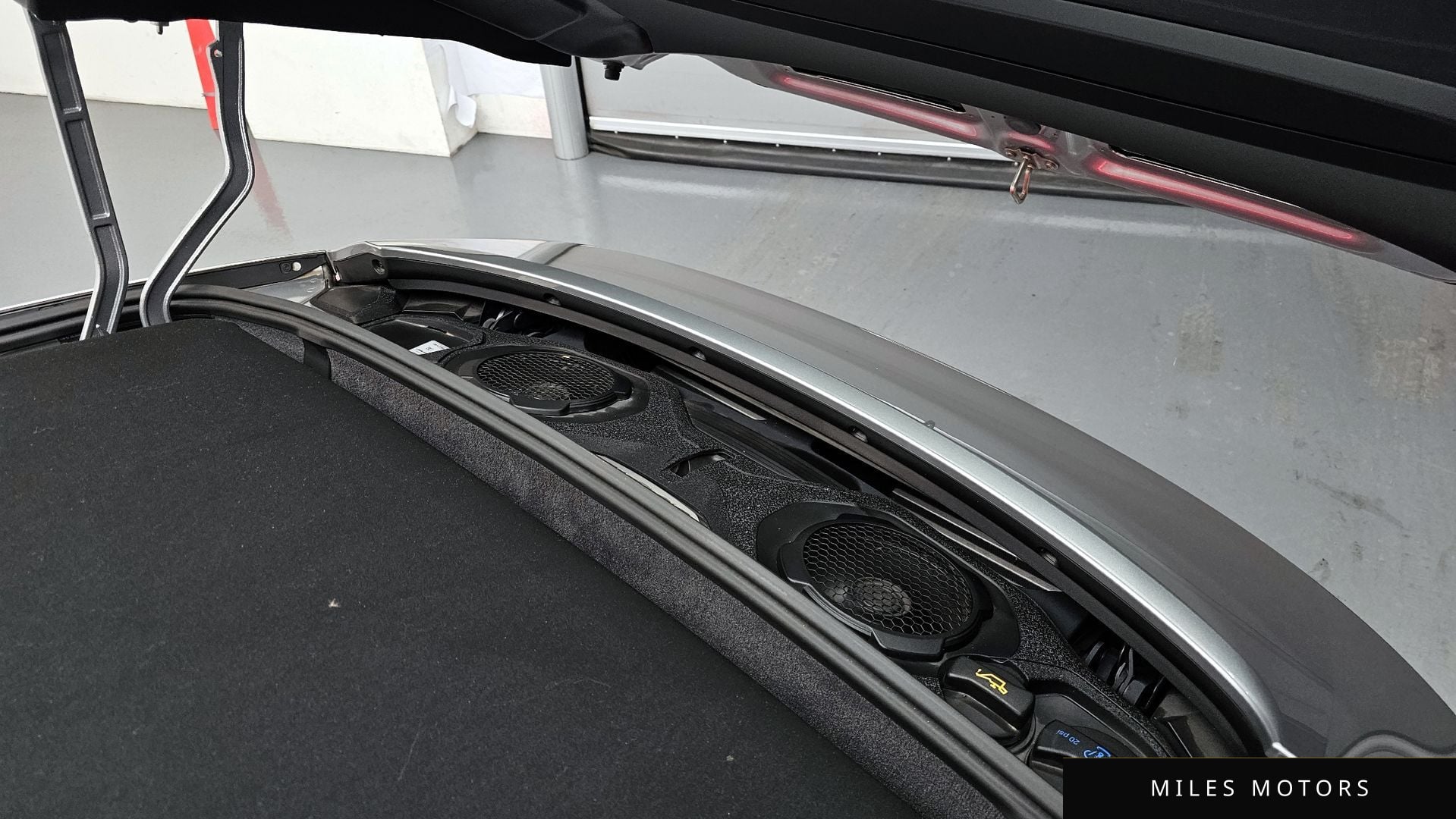Porsche 911 (992) 2022 — миниатюра 17