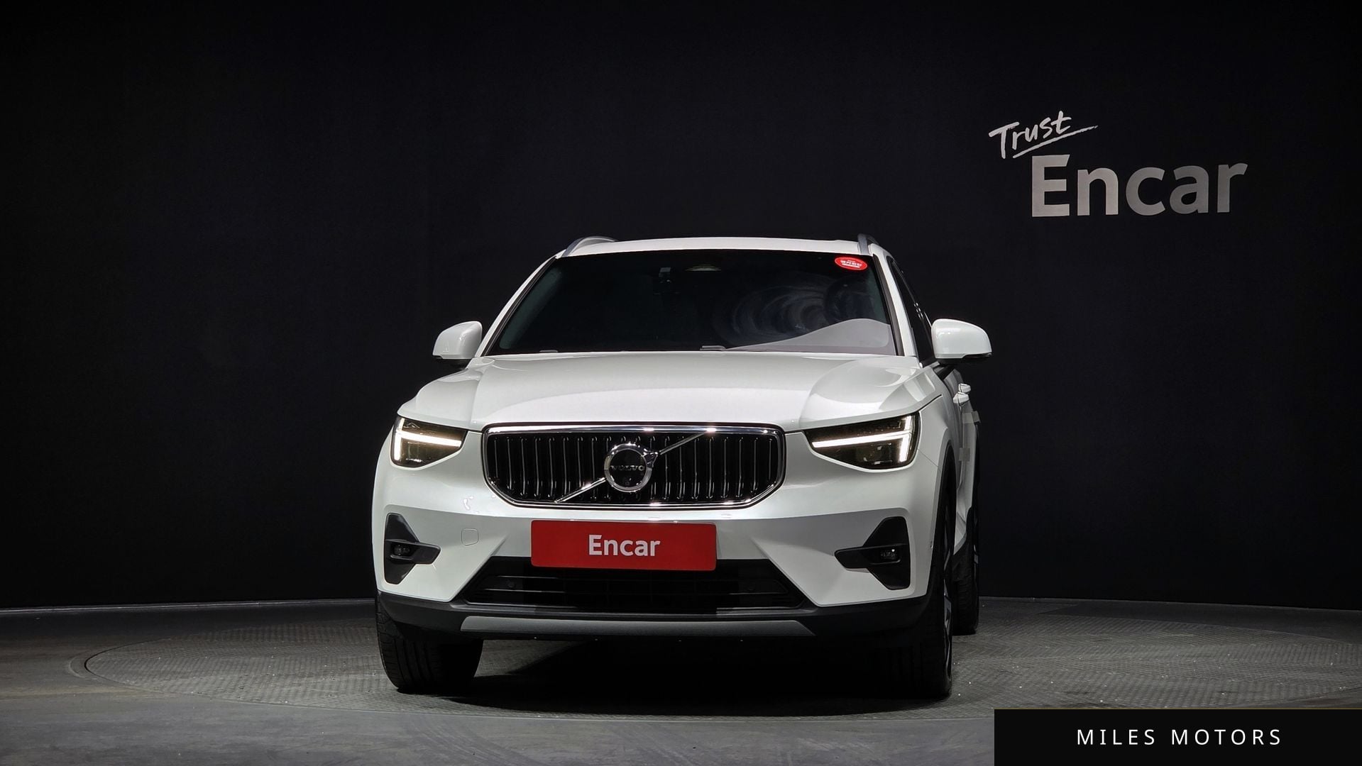 Volvo XC40 2024 — миниатюра 3