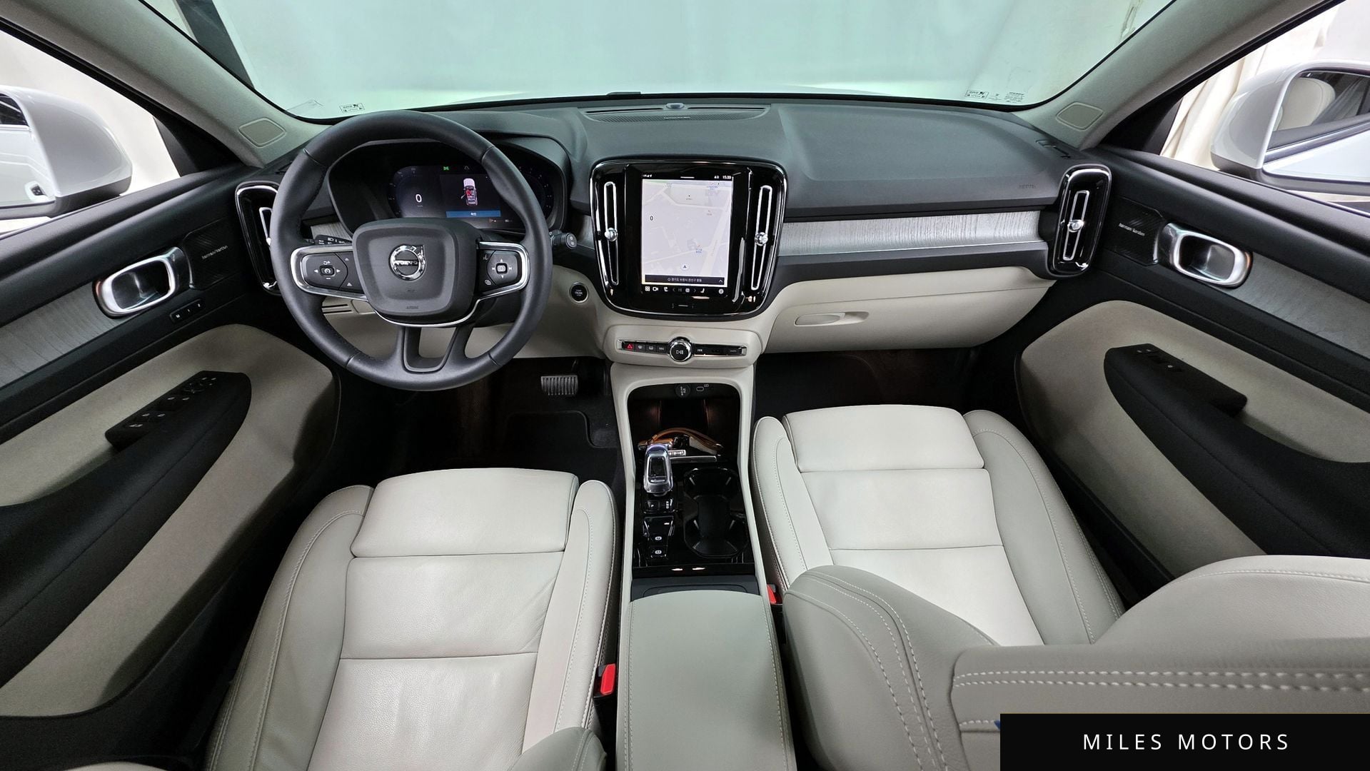 Volvo XC40 2024 — миниатюра 7