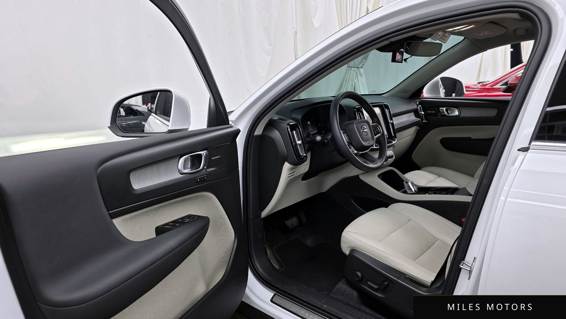 Volvo XC40 2024 — миниатюра 10