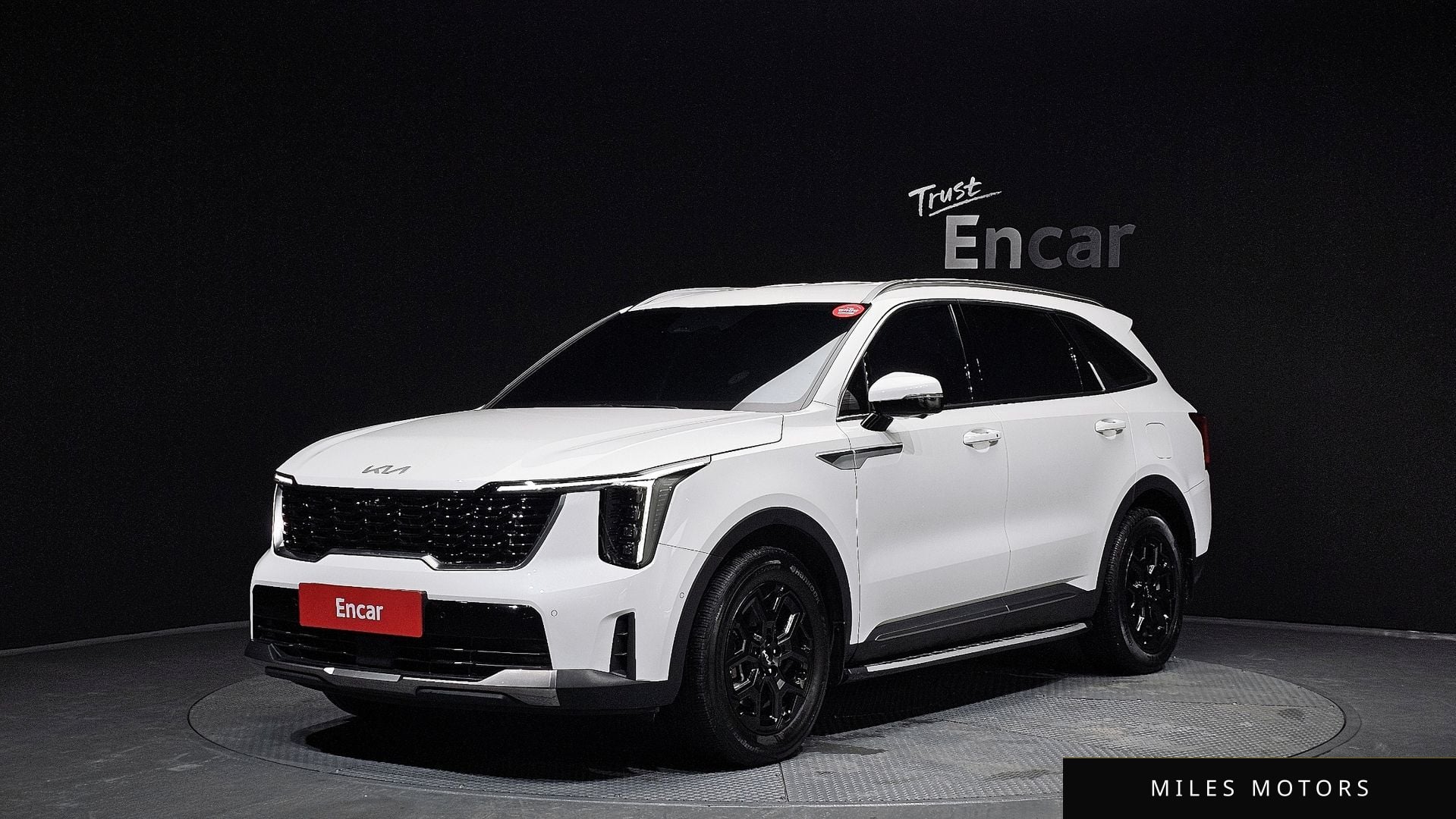 Kia Sorento 2024 — фото 1 из 12