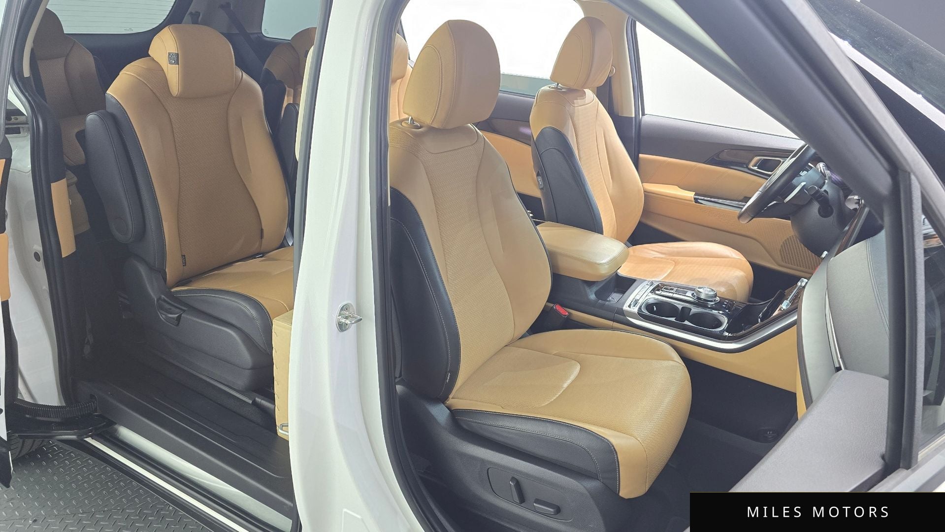 Kia Carnival 2021 — миниатюра 12