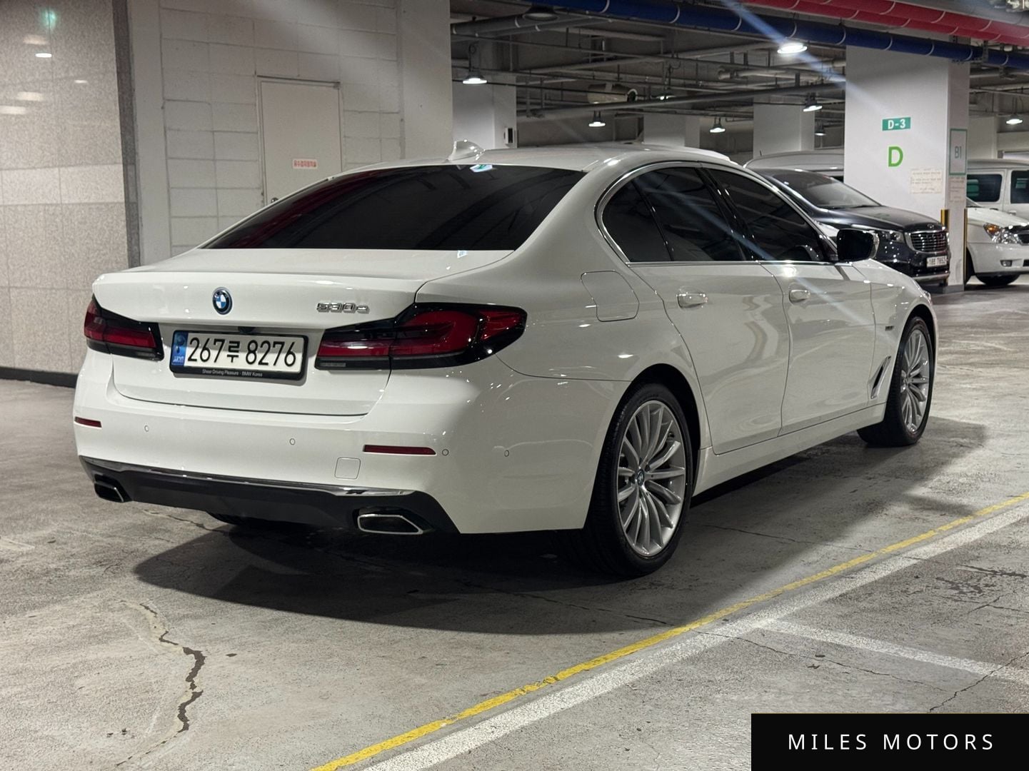 BMW 5 Series (G30) 2023 — миниатюра 2