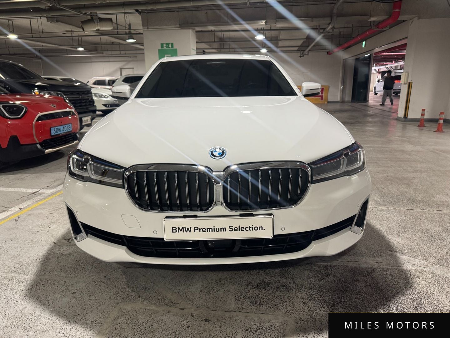 BMW 5 Series (G30) 2023 — миниатюра 3