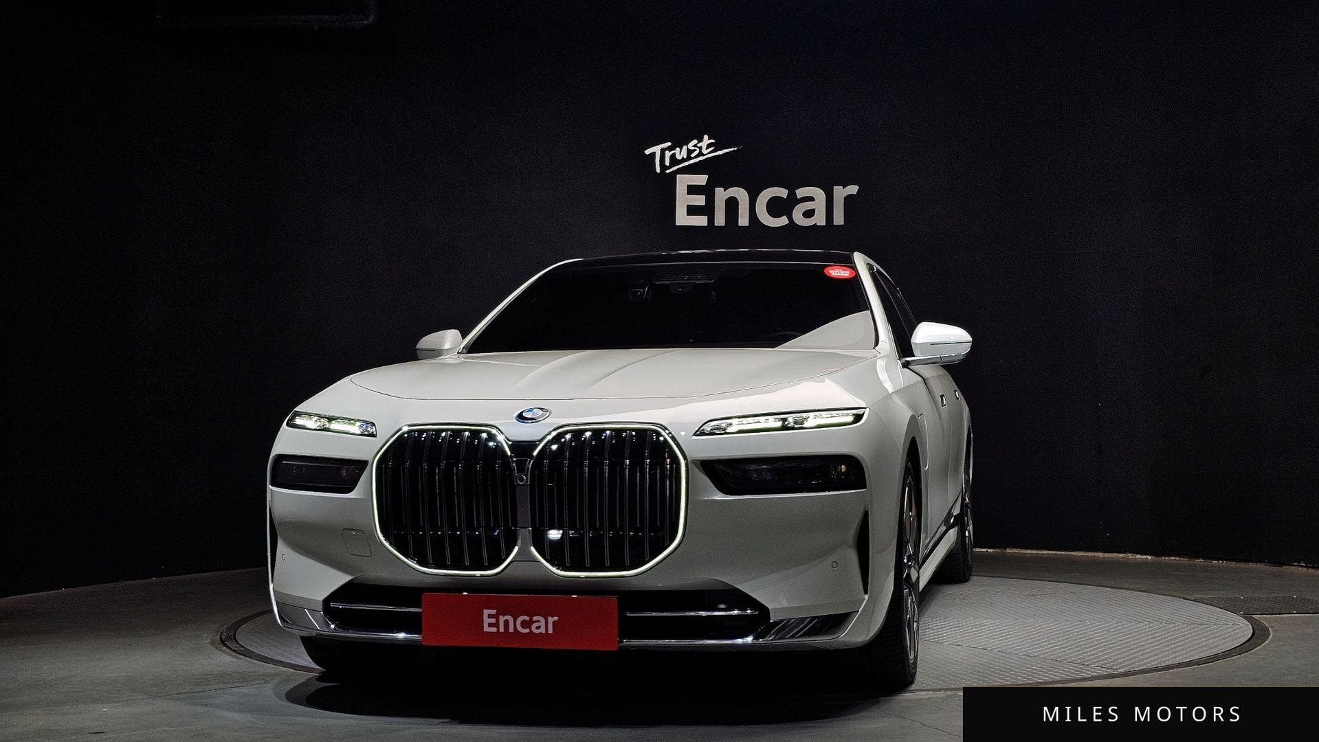 BMW 7 Series (G70) 2023 — миниатюра 3