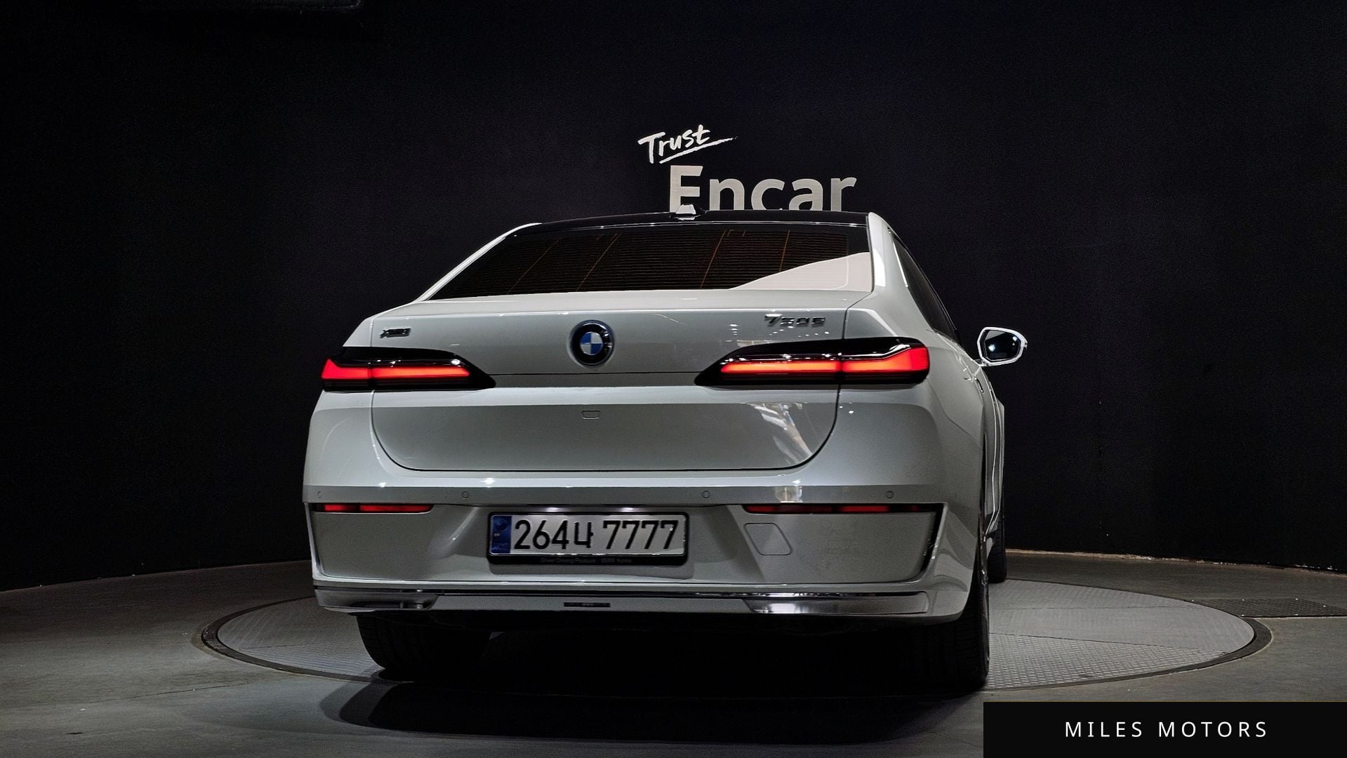 BMW 7 Series (G70) 2023 — миниатюра 4