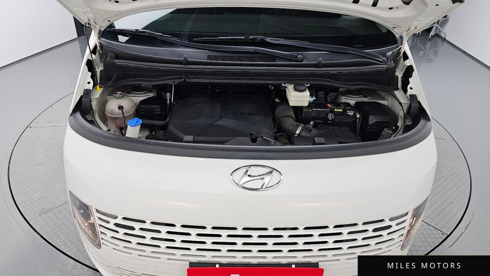 Hyundai Staria 2022 — миниатюра 6
