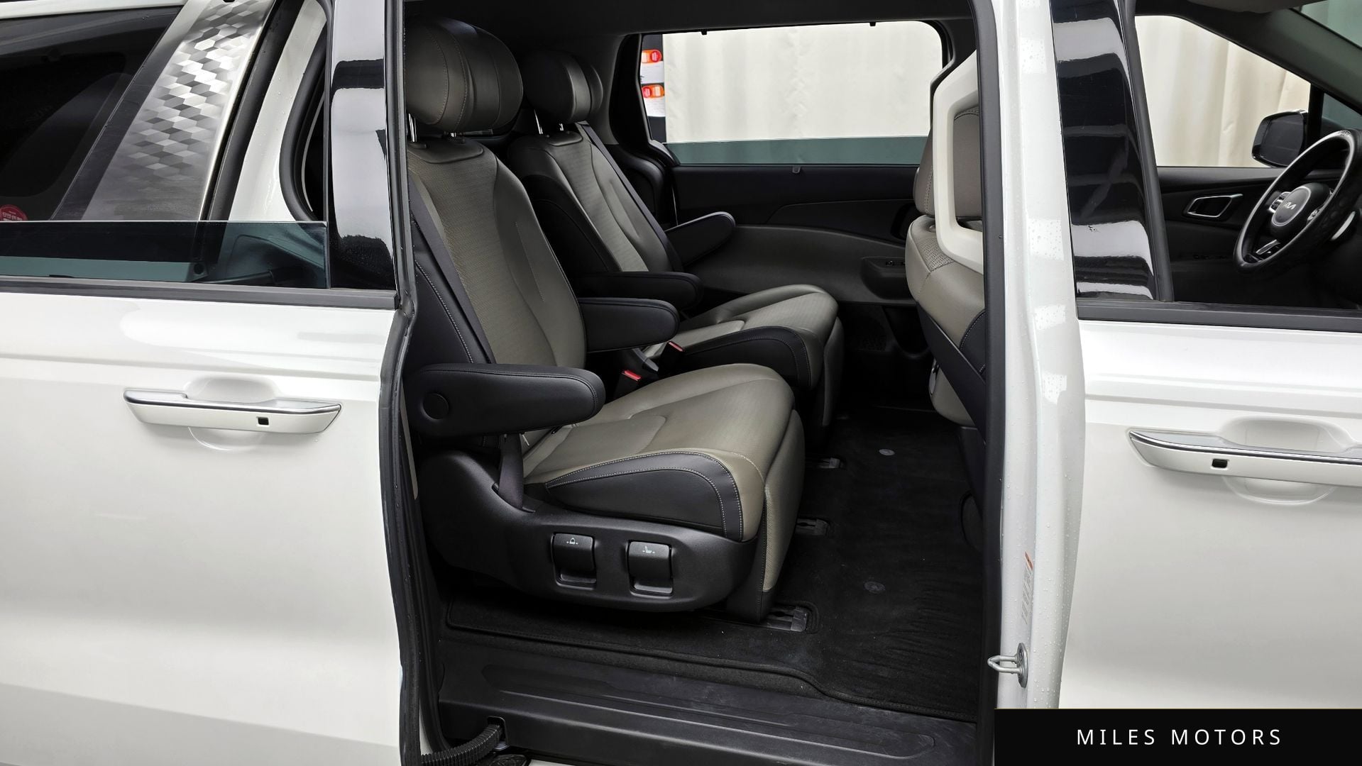Kia Canival 2024 — миниатюра 12