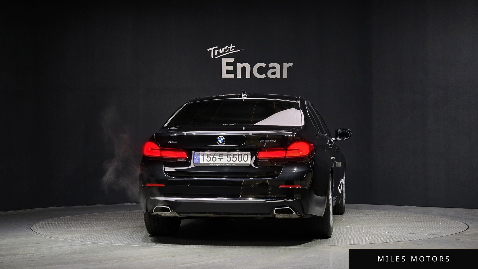BMW 5 Series (G30) 2023 — миниатюра 4