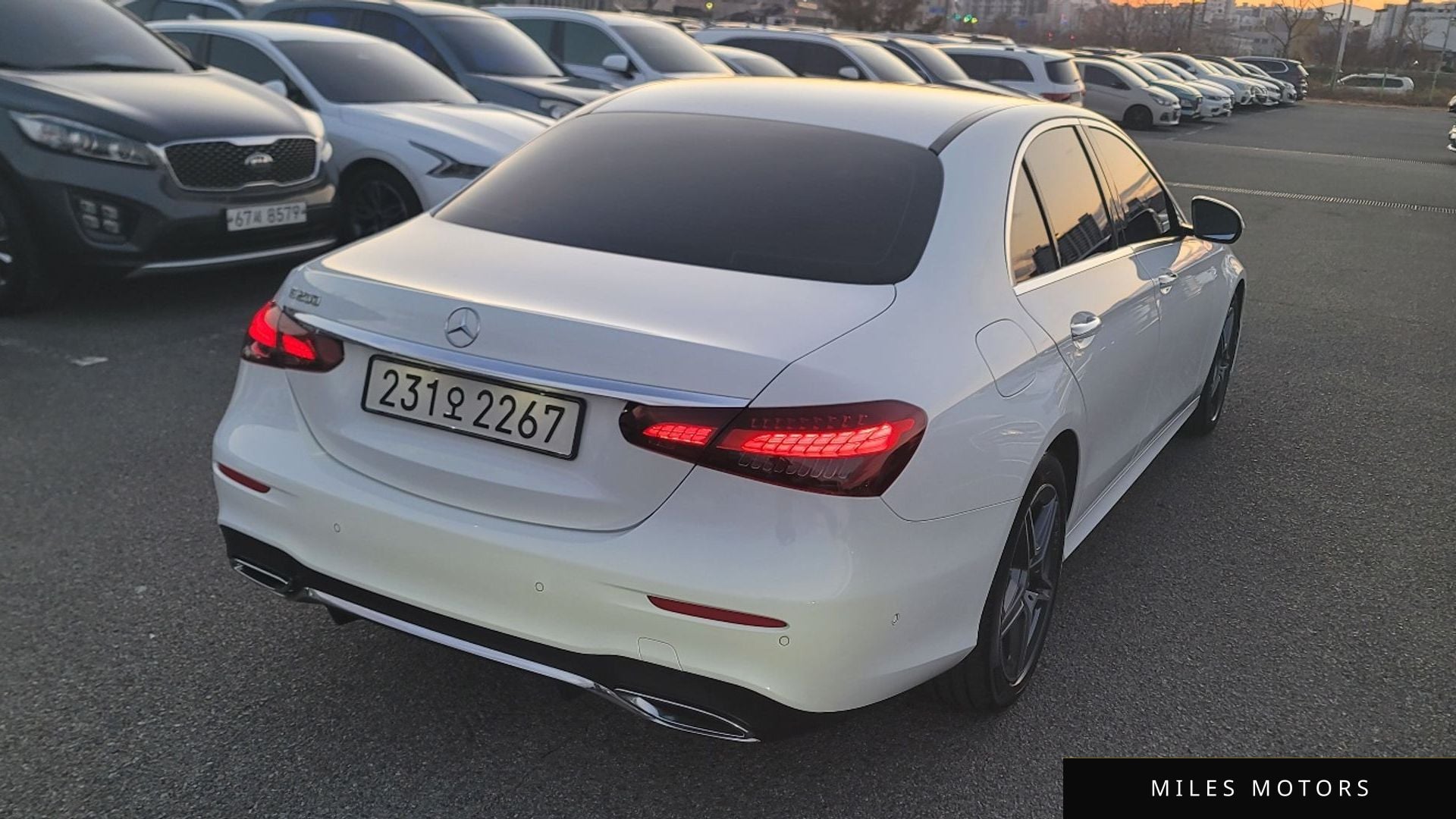 Mercedes-Benz E-Class W213 2023 — миниатюра 2