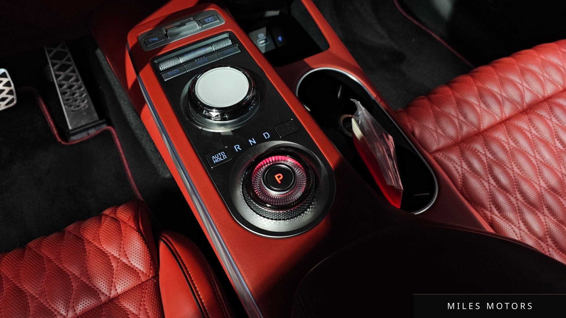 Genesis GV70 2022 — миниатюра 9