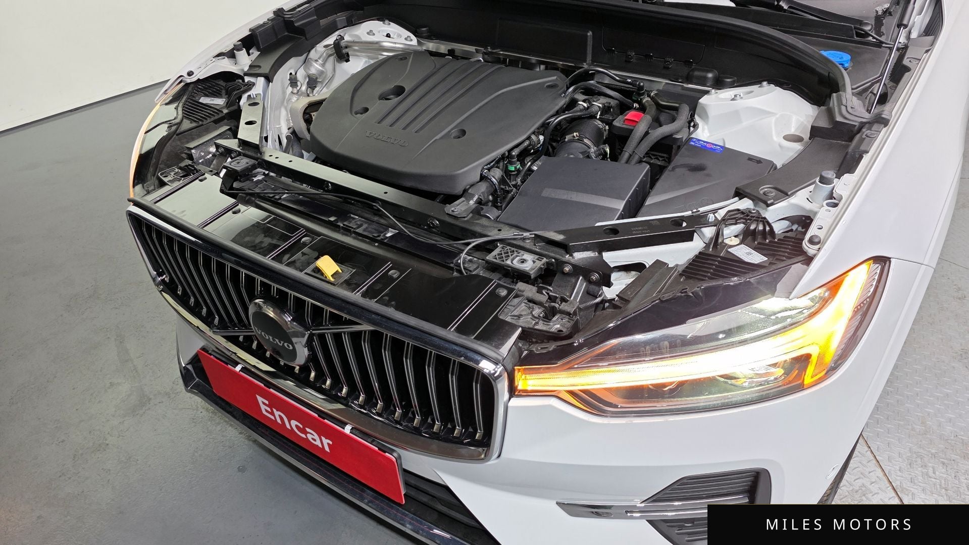 Volvo XC60 2025 — миниатюра 6
